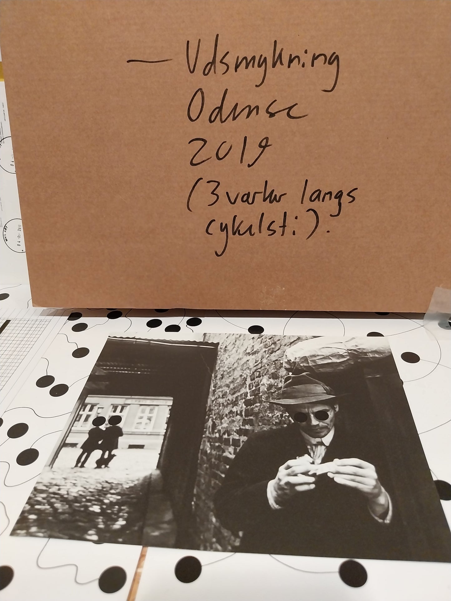 Vi kan alle være Baldessari for en dag