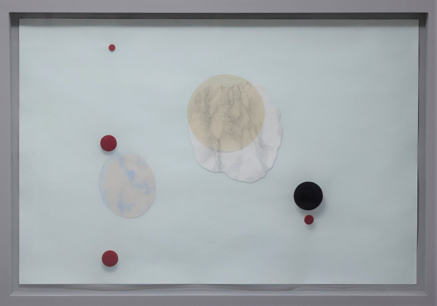 5. Vægobjekt m. Skyer og knapper 1 2020. 62 x 93 x 7,5 cm. 14.000 kr