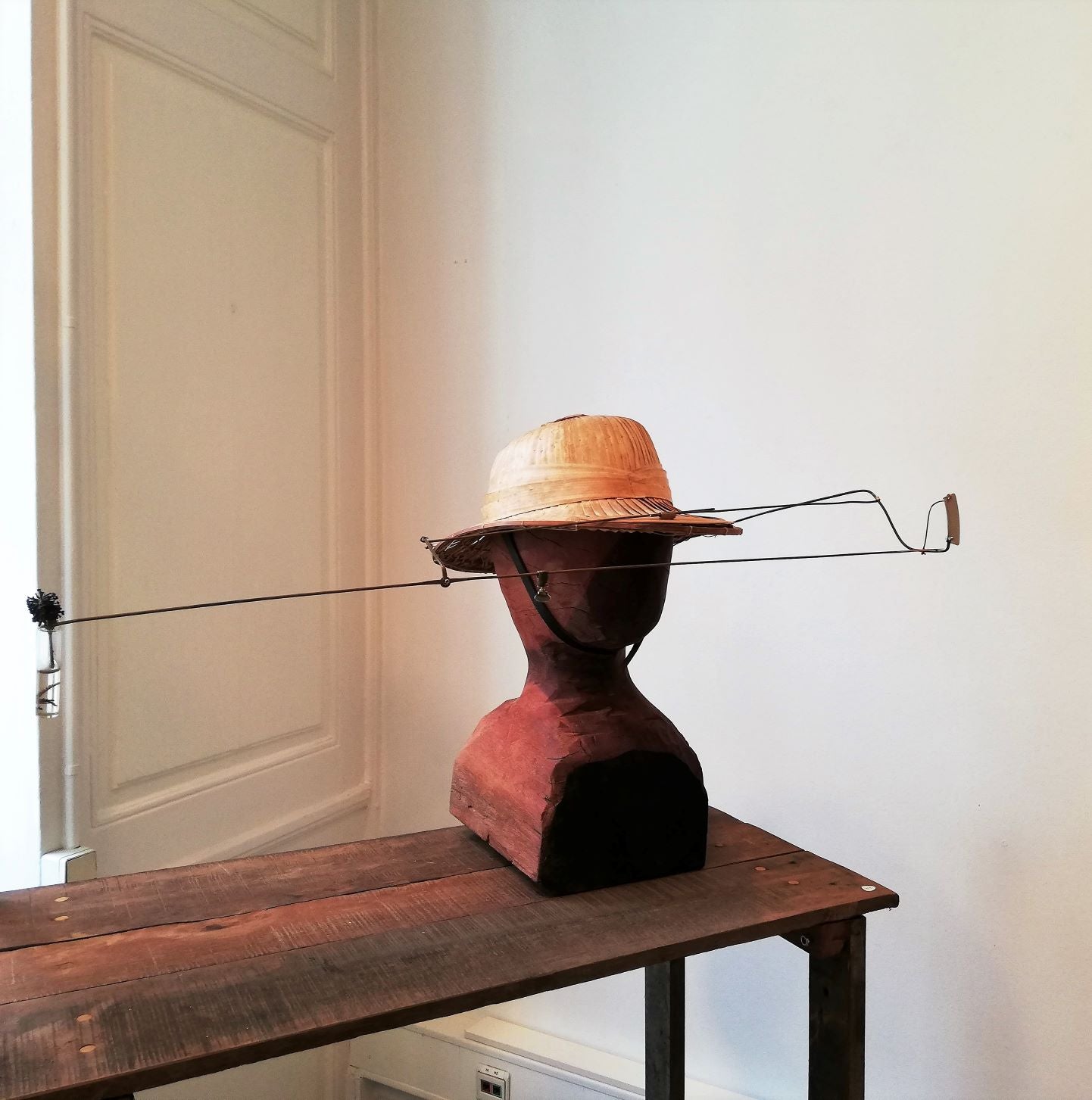 “Sommerfuglevægt på hat”