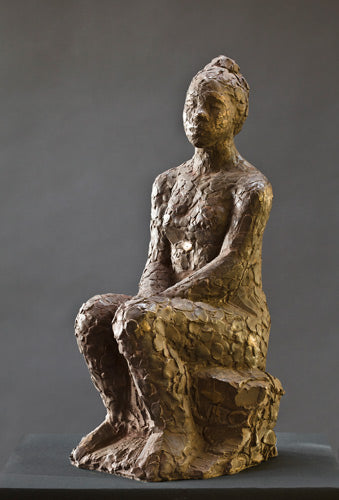 Emma, siddende (foto: Ole Haupt)