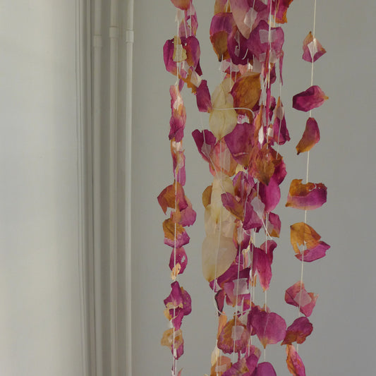 Udsnit af hængende skulptur