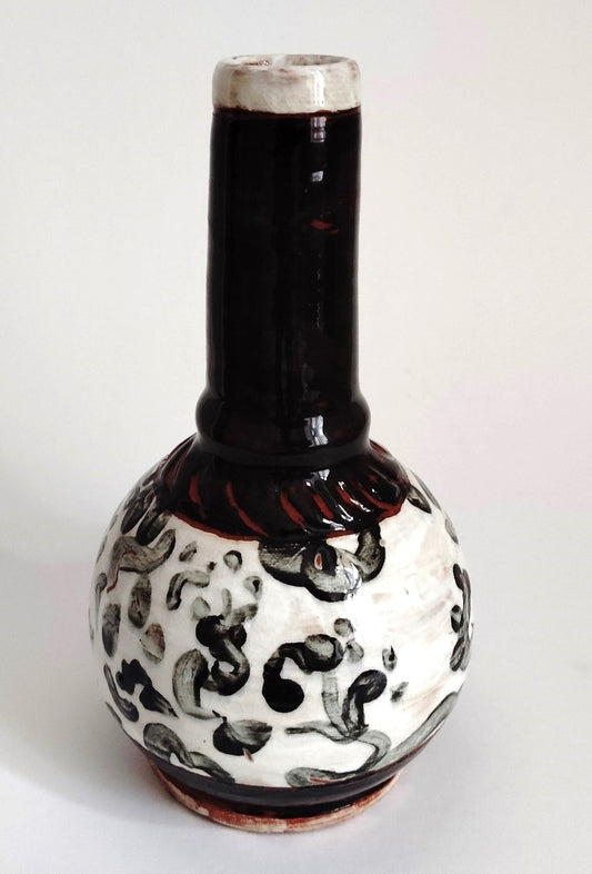 Vase II